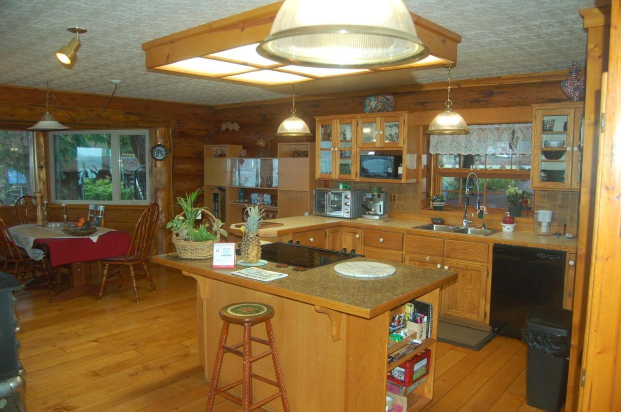 Union Bay Log Home 外观 照片